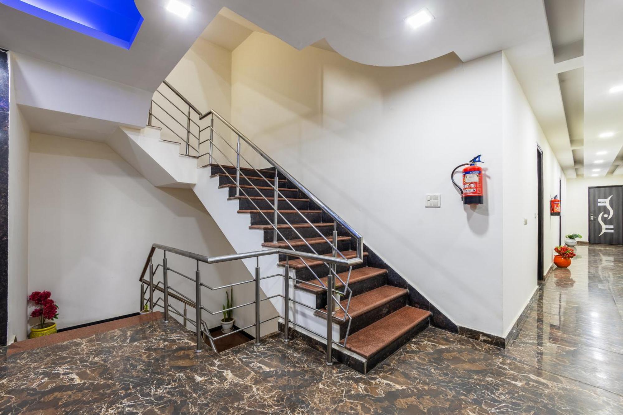 Kabul Hotel By Nexhub Palace - Medanta Gurgaon Ngoại thất bức ảnh